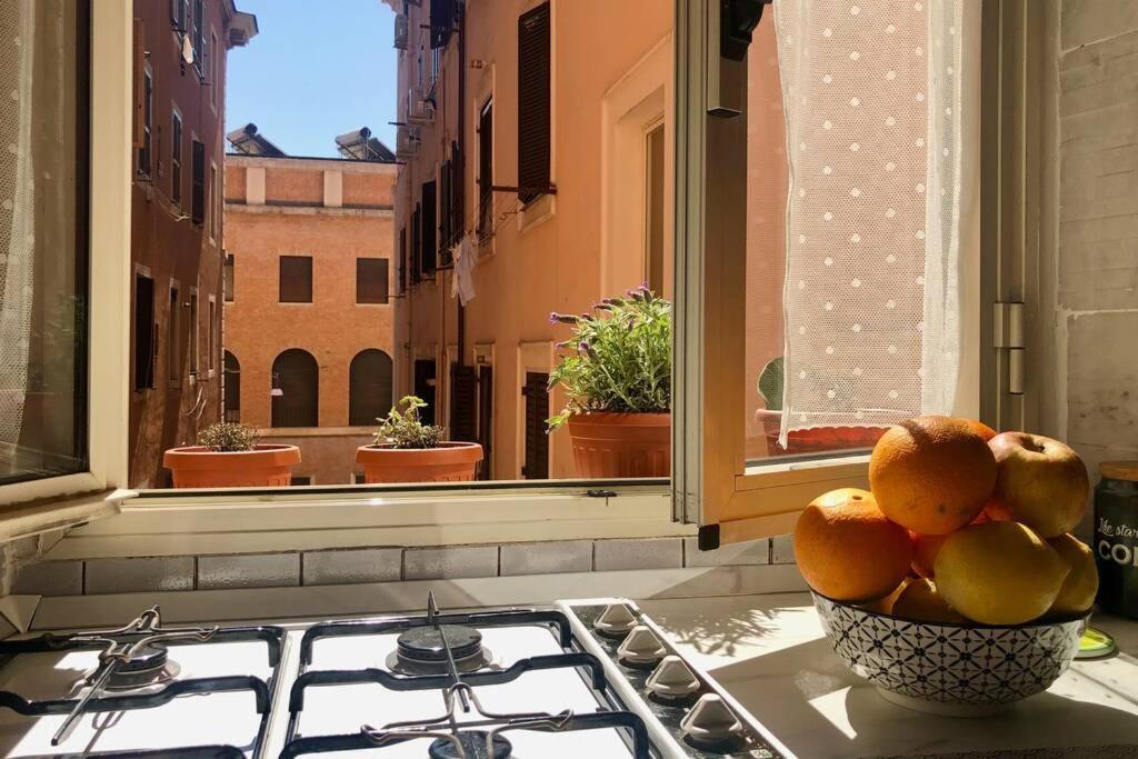 Vlad House, Close The Colosseum Rome Extérieur photo