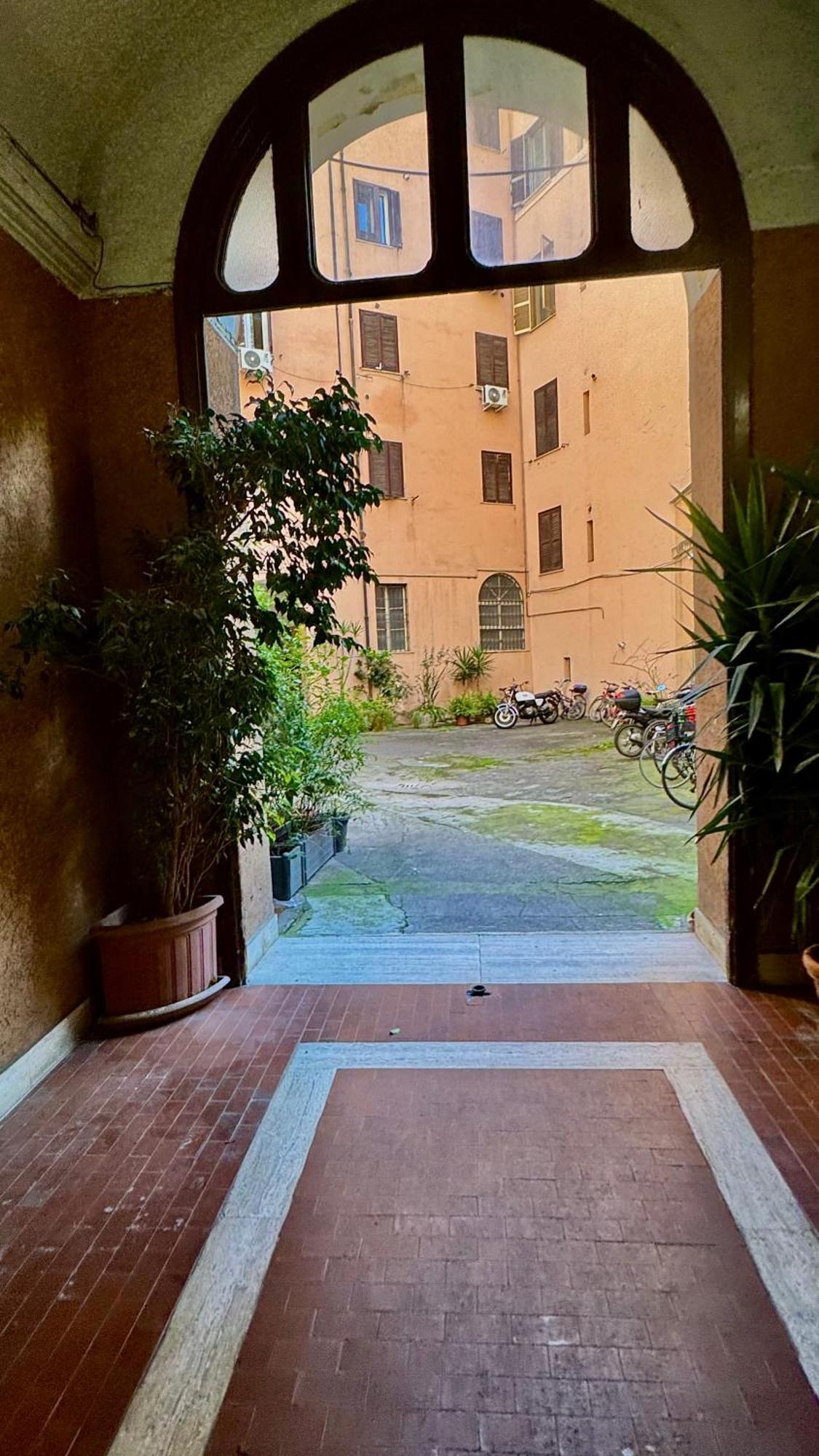 Vlad House, Close The Colosseum Rome Extérieur photo